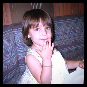 Meet your Posher, Aimilia